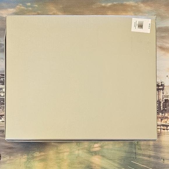 Calvin Klein Knit Beanie with Pom Pom & Scarf Set NIB - Picture 3 of 8